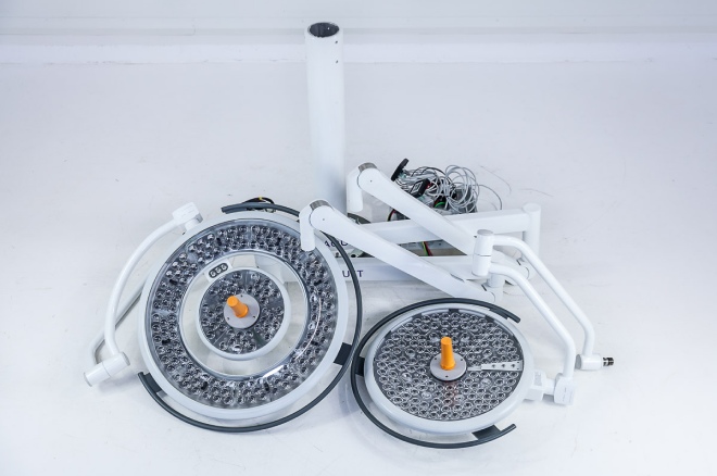 Операційні світильники Maquet PowerLED 700/500/300